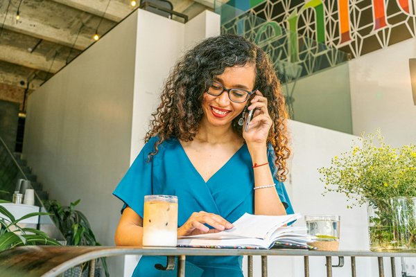 Impact des médias sur la perception de la violence en milieu urbain : une analyse profonde